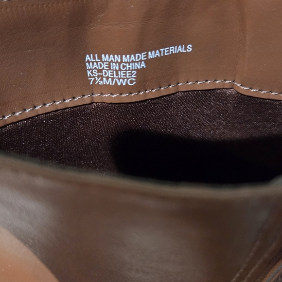 Women's Karen Scott Brown Boot, Size 7.5M WC - Picture 6 of 6